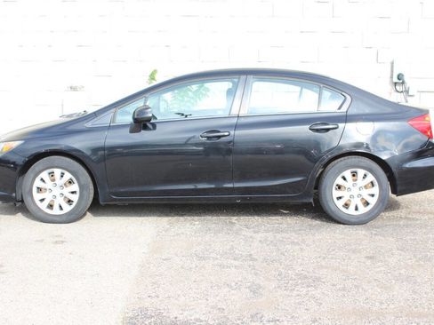 Used 2012 Honda Civic LX image 2
