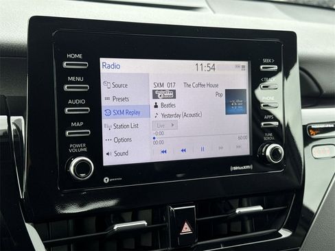 Used 2023 Toyota Camry SE image 18