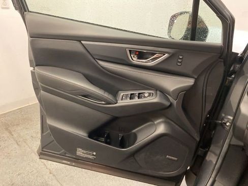 Used 2023 Subaru Ascent Limited w/ Technology Package AWD/4WD image 18