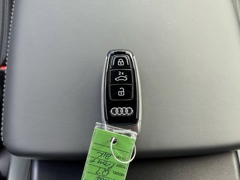 New 2025 Audi Q7 3.0T Prestige image 31