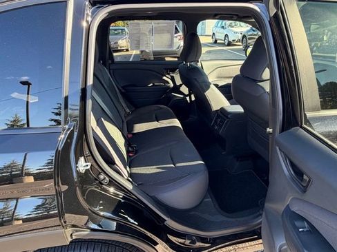 Certified 2025 Subaru Forester Premium image 11