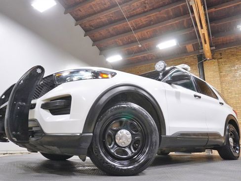 Used 2021 Ford Explorer Police AWD Red/Blue Lightbar a w/ Ready For The Road Package image 3