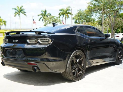 Used 2020 Chevrolet Camaro SS RWD image 11