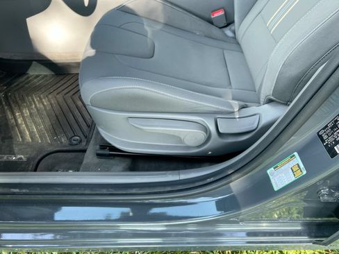 Used 2026 Hyundai Elantra Sport FWD image 14