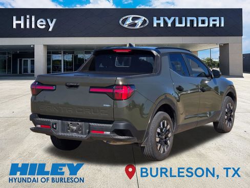 Certified 2025 Hyundai Santa Cruz SEL FWD image 4