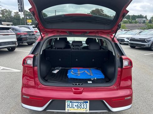 Used 2018 Kia Niro LX FWD image 9