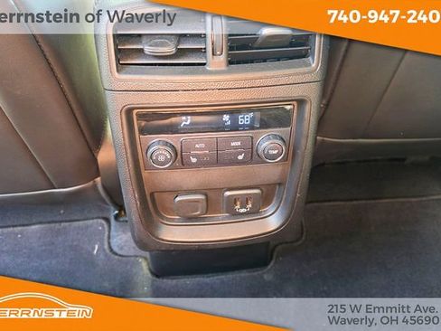Used 2019 Buick Envision Essence FWD image 23