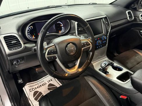 Used 2015 Jeep Grand Cherokee Altitude AWD/4WD image 15
