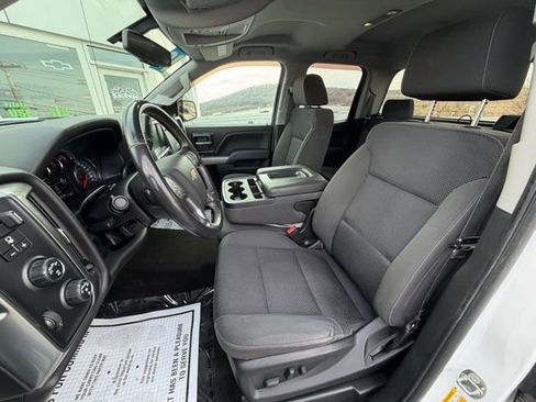 Certified 2018 Chevrolet Silverado 1500 LT w/ All Star Edition image 32