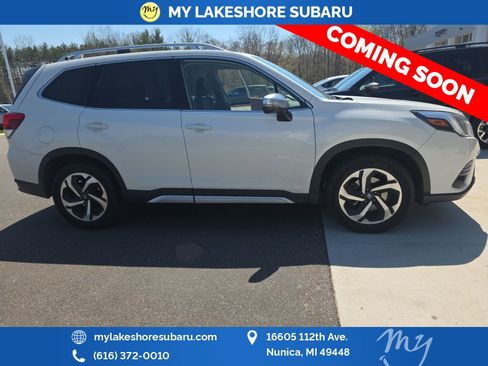 Certified 2024 Subaru Forester Touring w/ Pop Package 2 AWD/4WD image 17