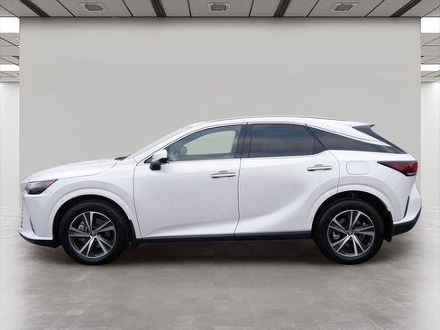 Used 2024 Lexus RX 350 Premium w/ Convenience Package image 3