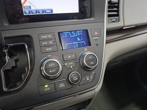Used 2015 Toyota Sienna XLE w/ XLE Navigation Package AWD/4WD image 24