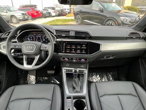Certified 2025 Audi Q3 2.0T Premium Plus w/ Premium Plus Package image 2