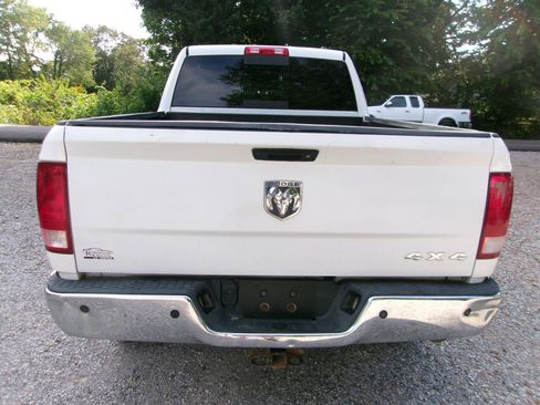 Used 2010 Dodge Ram 2500 Truck Laramie AWD/4WD image 19