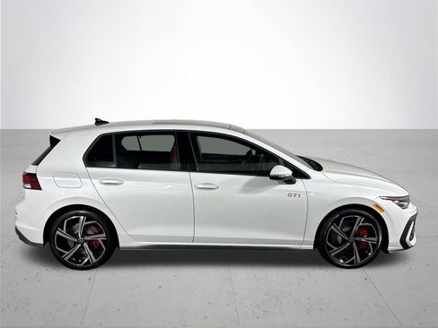 New 2025 Volkswagen GTI SE image 5