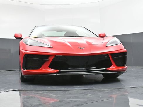 Used 2021 Chevrolet Corvette 2LT w/ Z51 Performance Package image 22