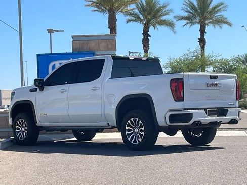 Used 2023 GMC Sierra 1500 AT4 image 5