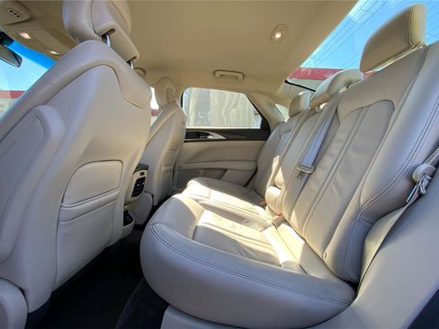 Used 2018 Lincoln MKZ Select w/ Select Plus Package image 11