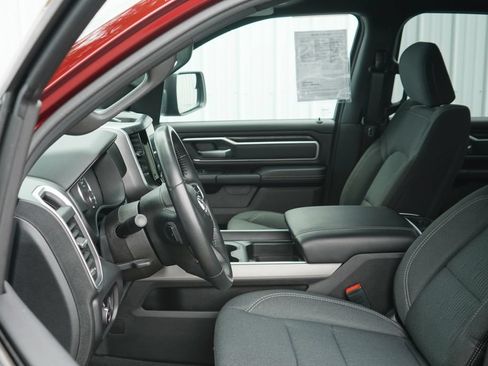 Used 2022 RAM 1500 Big Horn AWD/4WD image 14