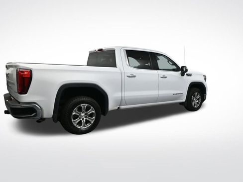 Used 2024 GMC Sierra 1500 SLT image 4