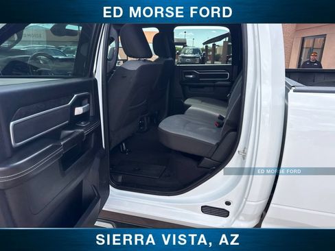 Used 2024 RAM 2500 Big Horn AWD/4WD image 36