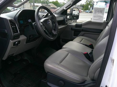 Used 2022 Ford F350 XL w/ Power Equipment Group RWD image 13