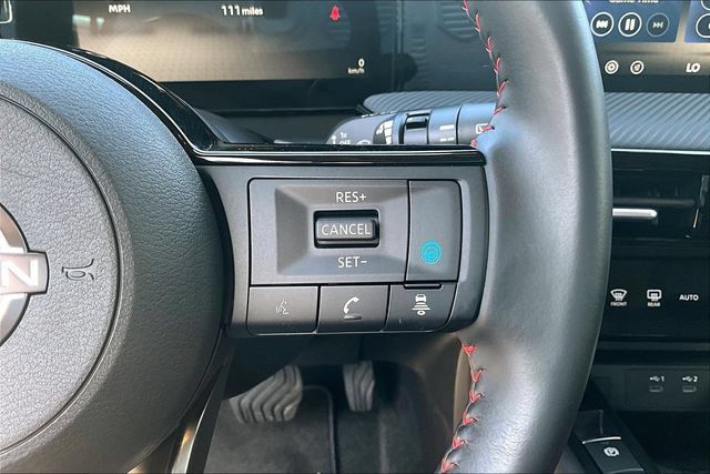 Used 2026 Nissan Kicks SR w/ Cold Weather Package AWD/4WD image 11