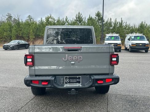 Used 2021 Jeep Gladiator Rubicon image 11
