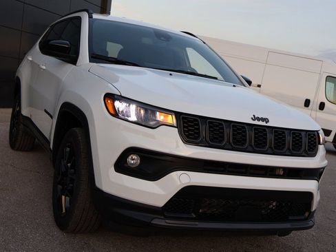 New 2026 Jeep Compass Latitude image 6