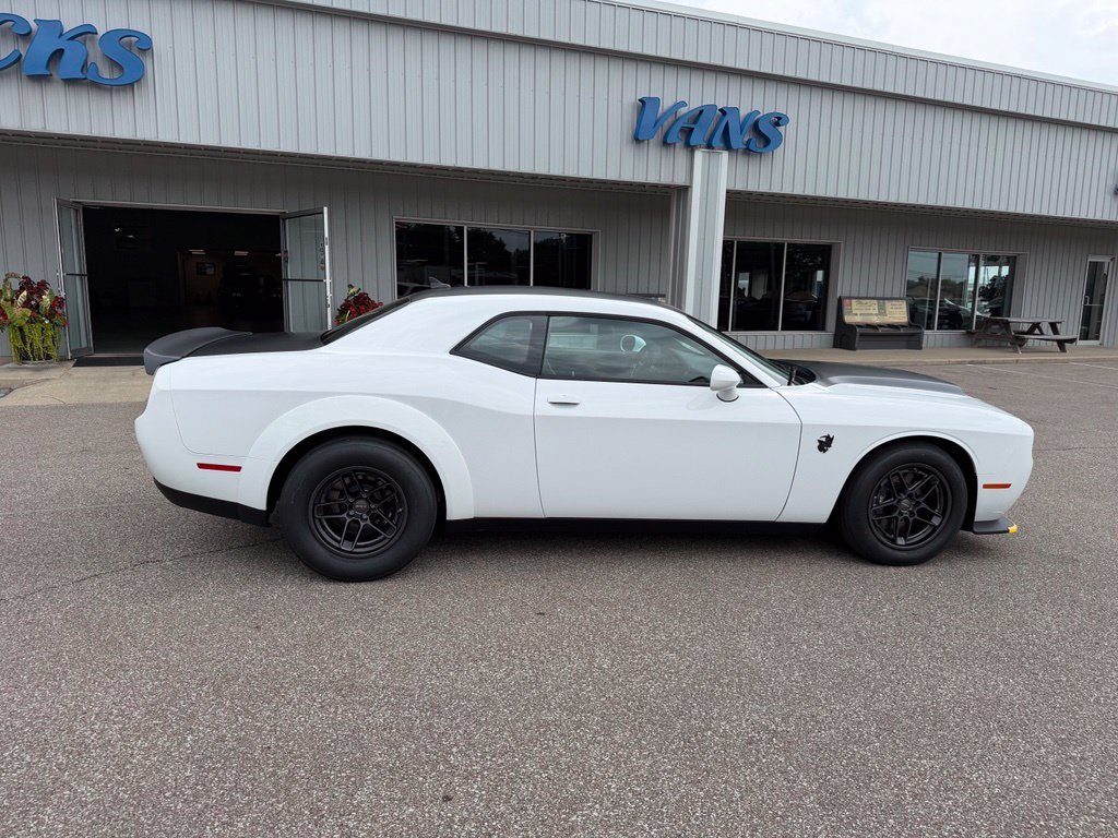 Used 2023 Dodge Challenger SRT Hellcat Redeye RWD image 8
