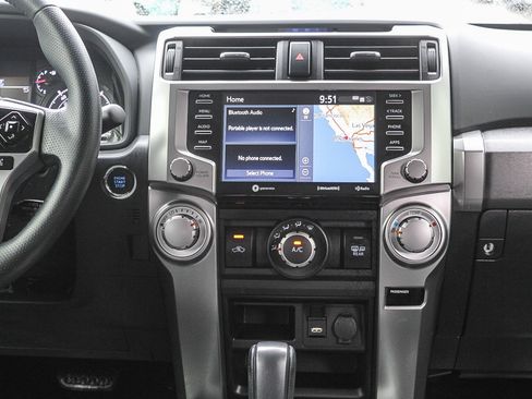 Used 2021 Toyota 4Runner SR5 Premium image 13