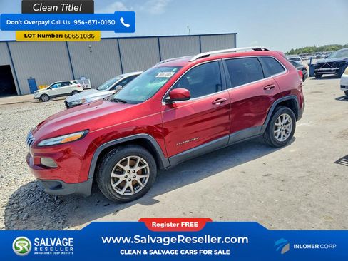 Used 2017 Jeep Cherokee Latitude FWD image 1
