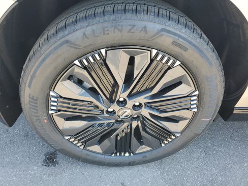 New 2026 Nissan Murano Platinum image 8