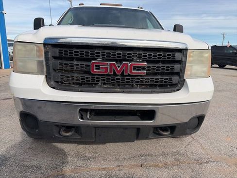 Used 2013 GMC Sierra 3500 W/T w/ Skid Plate Package AWD/4WD image 3
