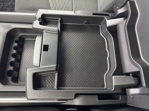 New 2026 RAM 3500 Big Horn AWD/4WD image 42