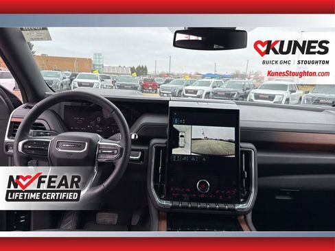 Used 2025 GMC Yukon Denali image 41