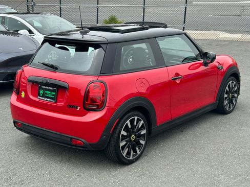 Used 2022 MINI Cooper SE FWD image 5