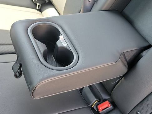 New 2026 Hyundai Elantra SEL Sport FWD image 24