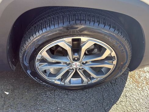Used 2019 GMC Terrain SLT AWD/4WD image 25