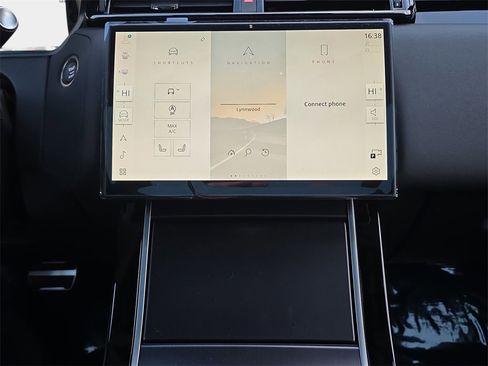 New 2026 Land Rover Range Rover Velar Dynamic SE image 20