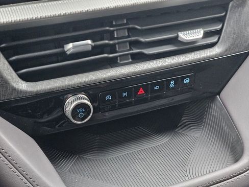 New 2026 Ford Explorer Platinum image 23