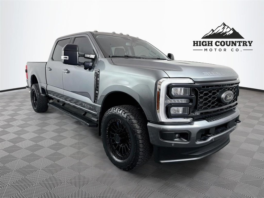 Used 2026 Ford F350 Lariat w/ Black Appearance Package AWD/4WD image 1