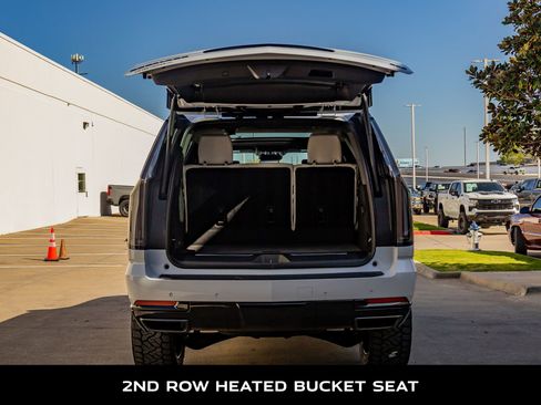 Used 2026 Cadillac Escalade Platinum Sport w/ LPO, ONYX Package image 9