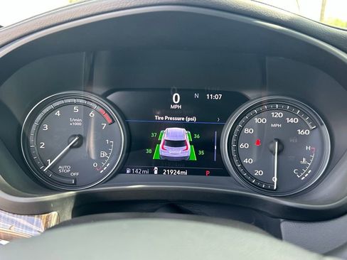 Used 2023 Cadillac XT4 Sport FWD image 30