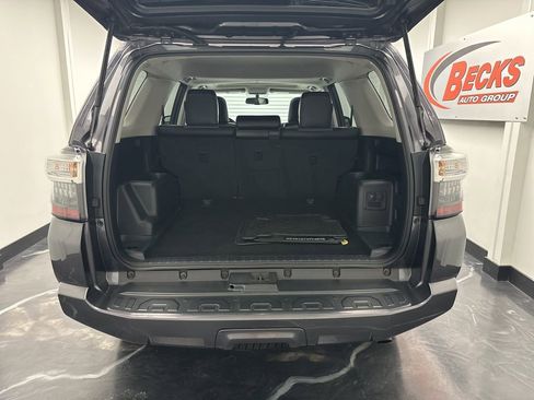 Used 2016 Toyota 4Runner SR5 Premium AWD/4WD image 27