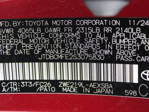 Used 2025 Toyota Corolla SE FWD image 38