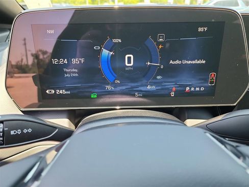 New 2025 Chevrolet Equinox EV RS w/ Convenience Package II image 14