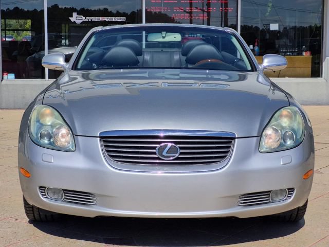 Used 2005 Lexus SC 430 Convertible RWD image 2
