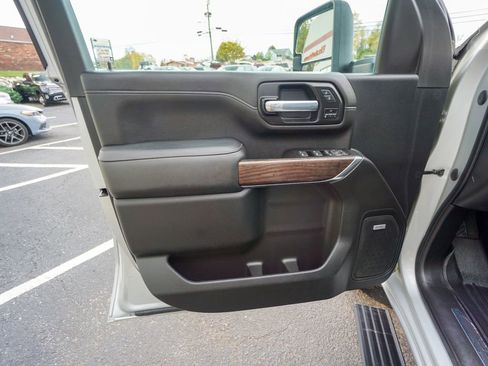 Used 2021 GMC Sierra 2500 Denali w/ Denali Ultimate Package image 17