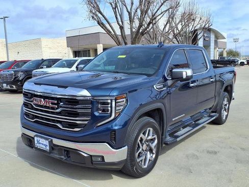 Used 2023 GMC Sierra 1500 SLT image 27